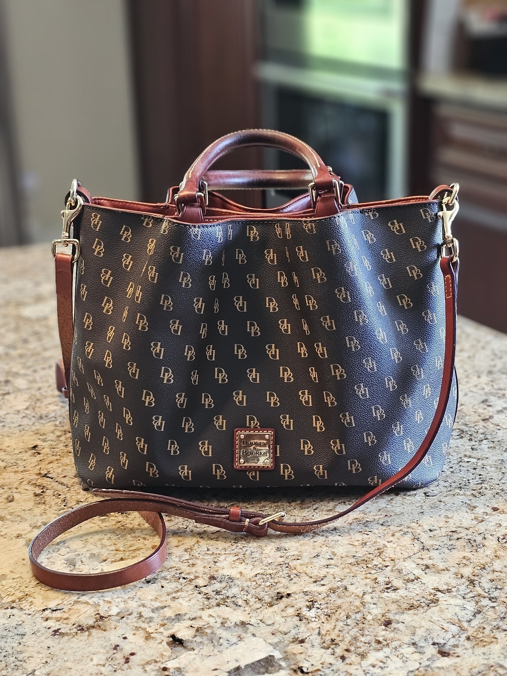 Dooney & Bourke Brown Logo Tote GRETTA BRENNA Brown Tmoro Purse Satchel Handbag